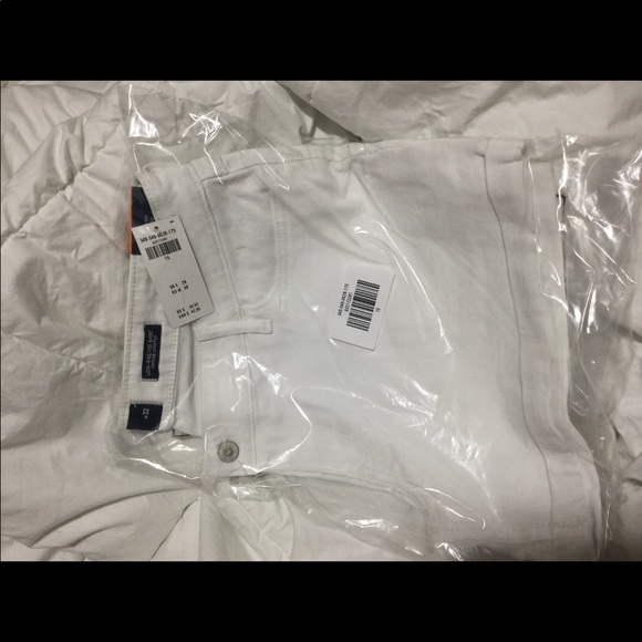 Hollister Cute mid length denim shorts - Picture 5 of 5